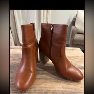 Old Navy Brown Ankle‎ Boots